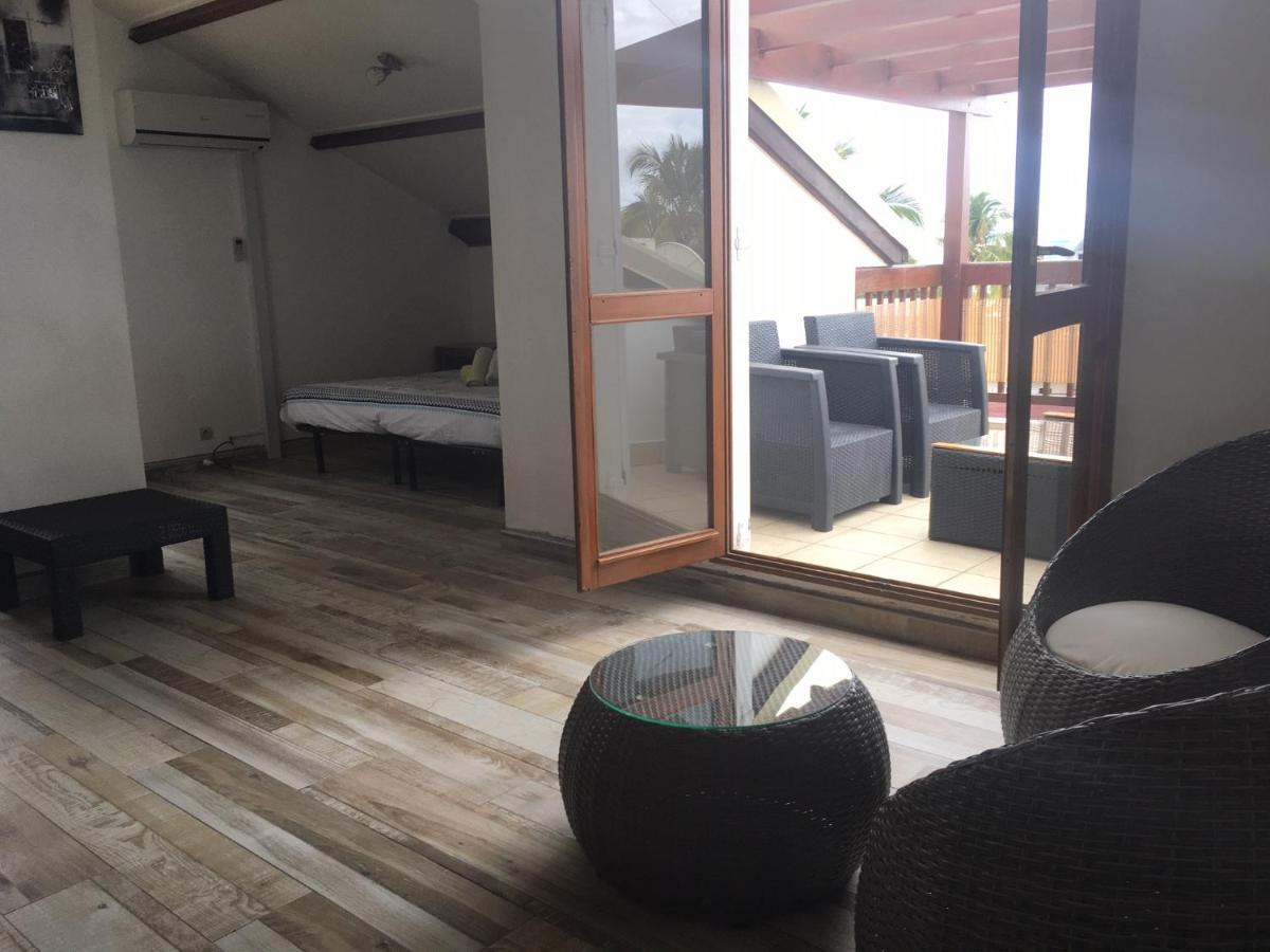 Case Beaoel Saint-Gilles Les Bains Zewnętrze zdjęcie